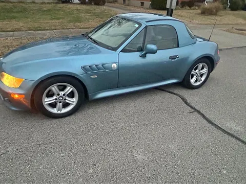 2000 BMW Z3 6-Cyl Roadster 2D