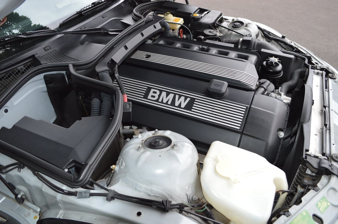 2000 BMW Z3 Coupe - Image 8 of 11