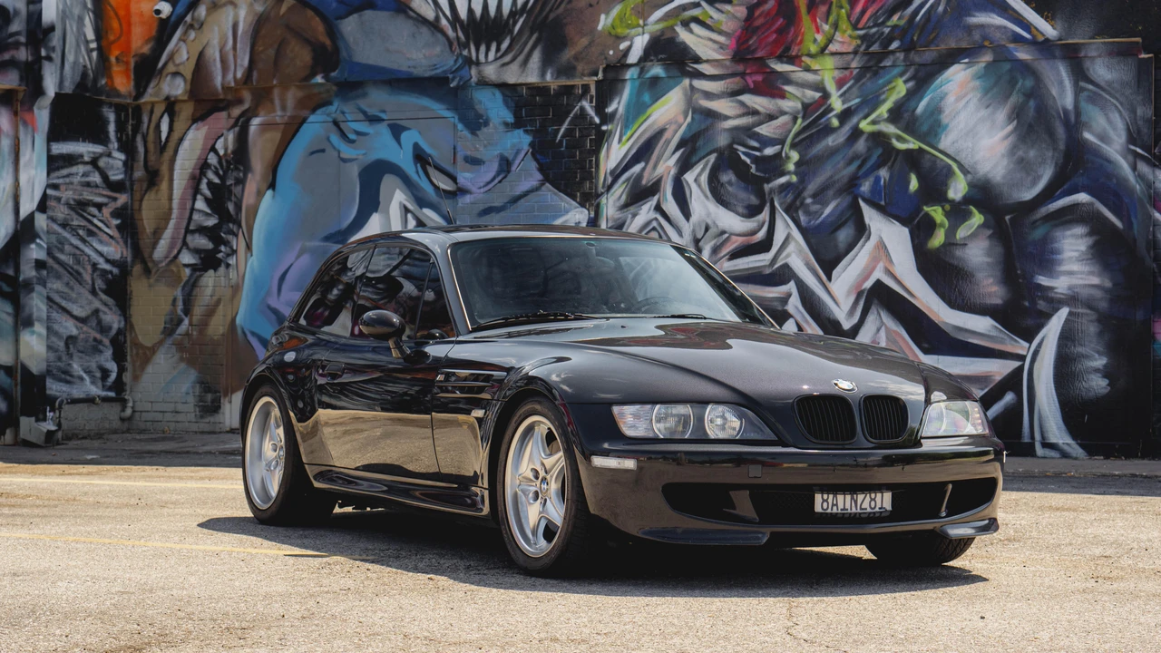 2000 BMW Z3 Coupe - Image 2 of 31
