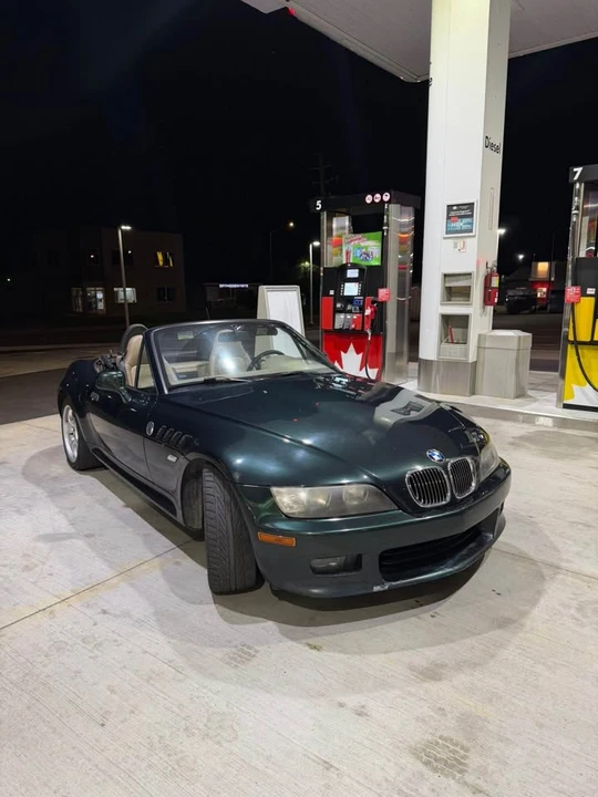 2000 BMW Z3 Roadster - Image 2 of 10