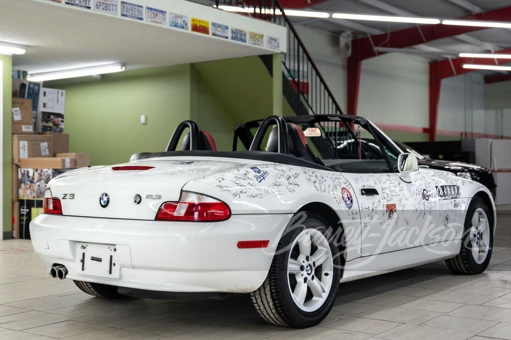 2000 BMW Z3 Roadster - Image 2 of 11
