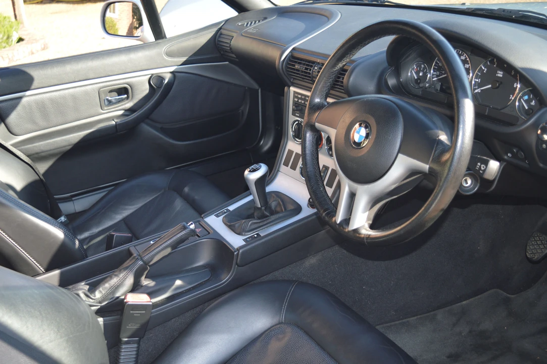 2000 BMW Z3 Roadster - Image 5 of 9