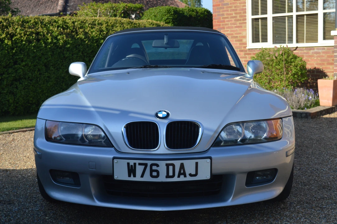 2000 BMW Z3 Roadster - Image 2 of 9
