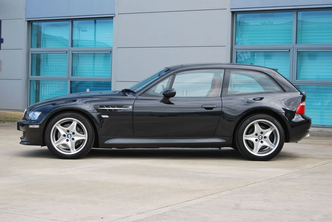 2000 BMW Z3 M Coupe - Image 2 of 9