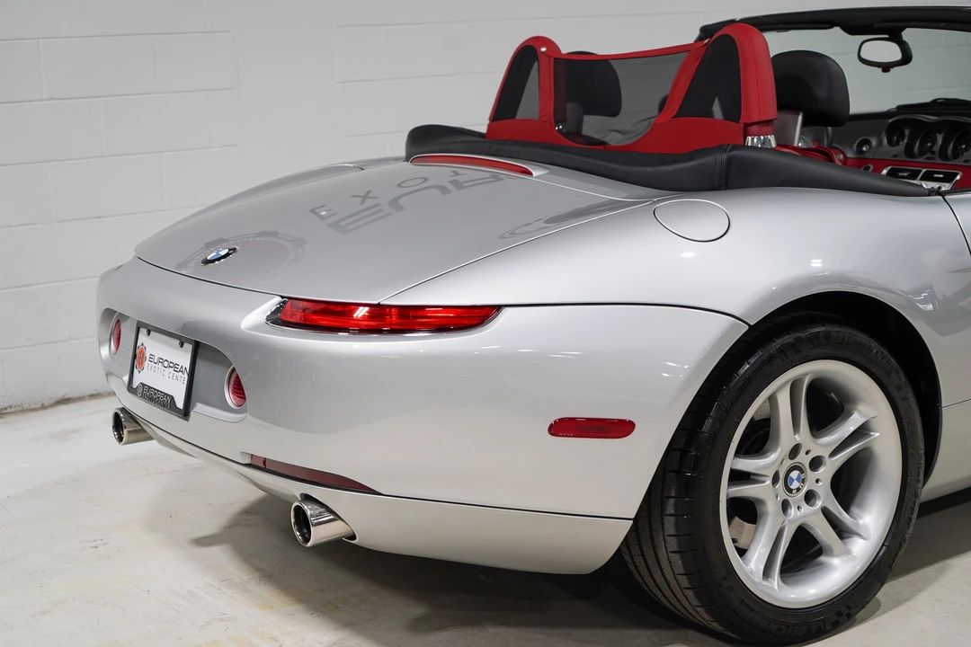 2000 BMW Z8 - Image 24 of 31