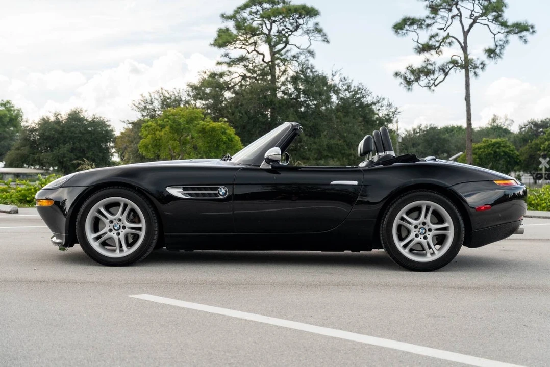 2000 BMW Z8 - Image 5 of 21