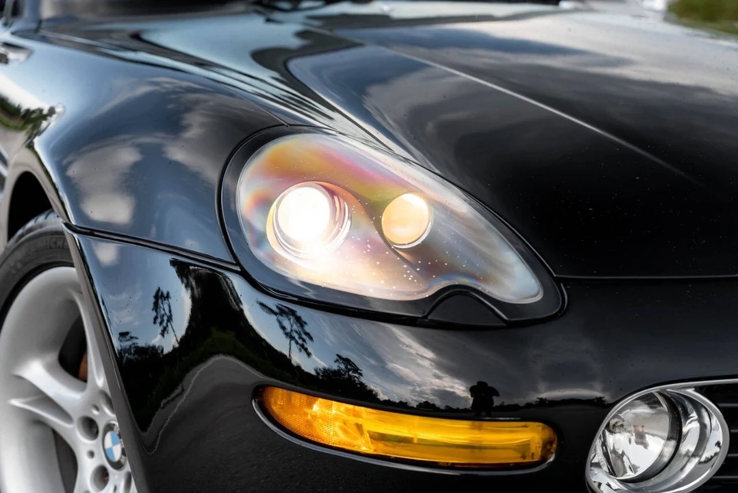 2000 BMW Z8 - Image 19 of 21