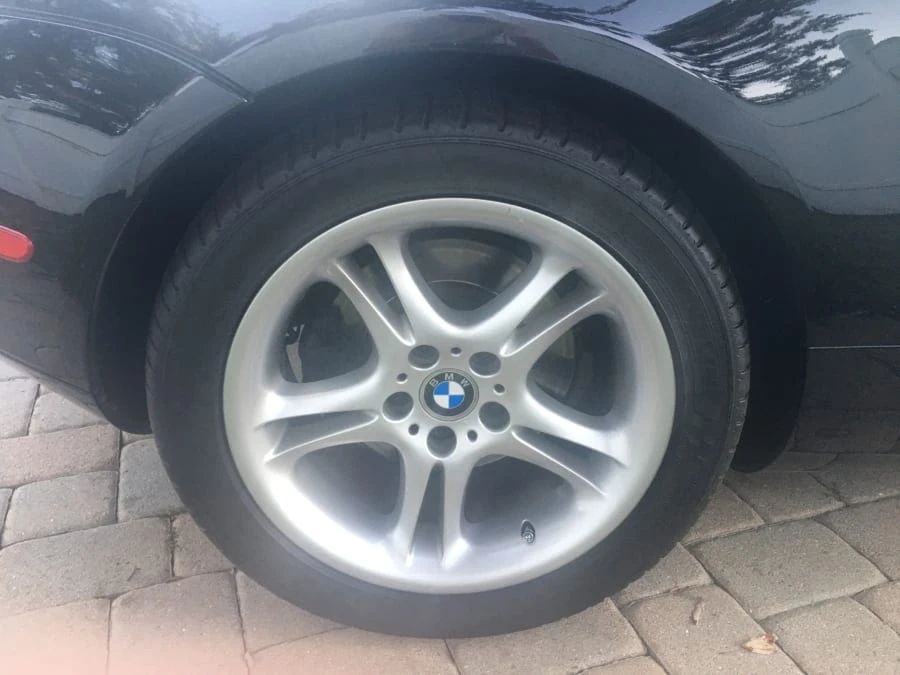 2000 BMW Z8 - Image 11 of 12