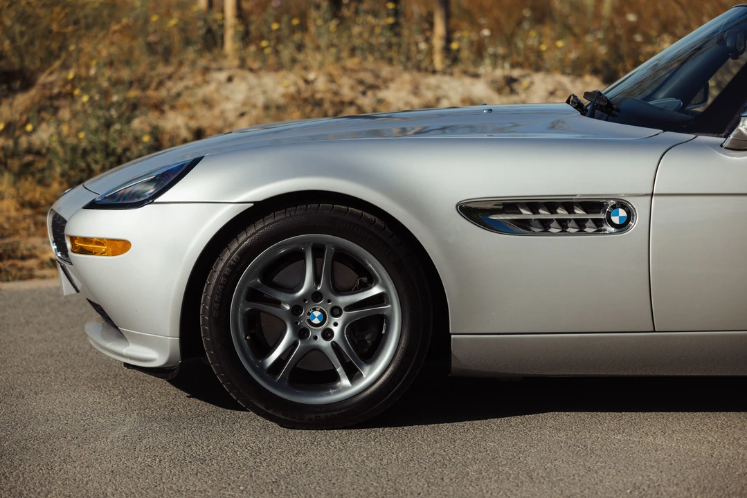 2000 BMW Z8 - Image 18 of 31