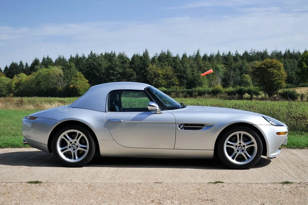 2001 BMW Z8 - Image 7 of 30