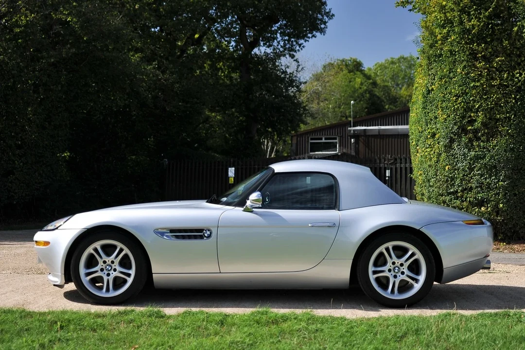 2001 BMW Z8 - Image 11 of 30
