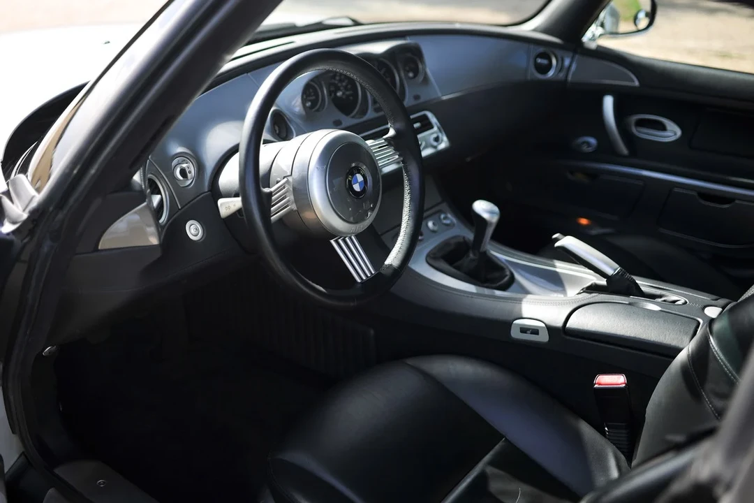 2001 BMW Z8 - Image 16 of 30