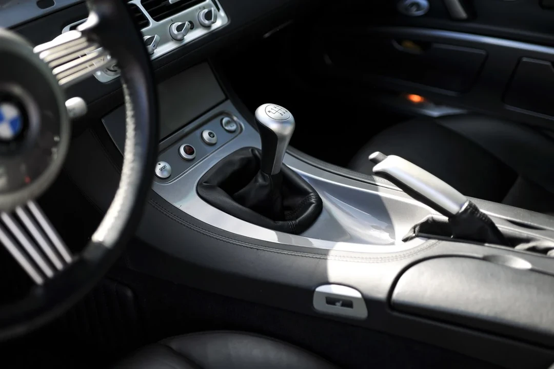 2001 BMW Z8 - Image 23 of 30