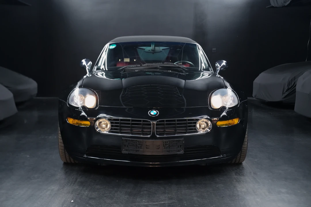 2000 BMW Z8 - Image 2 of 16