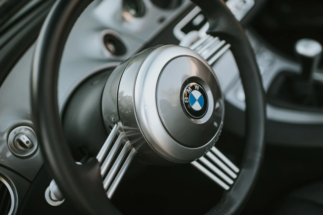 2000 BMW Z8 - Image 24 of 31