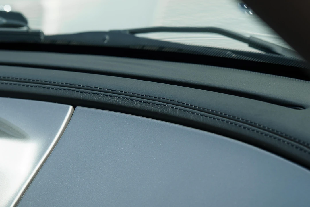 2000 BMW Z8 - Image 14 of 31