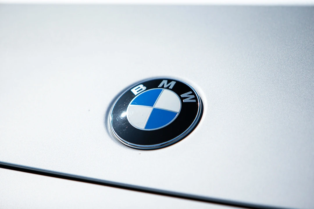 2000 BMW Z8 - Image 2 of 31