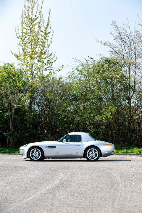 2000 BMW Z8 - Image 14 of 31