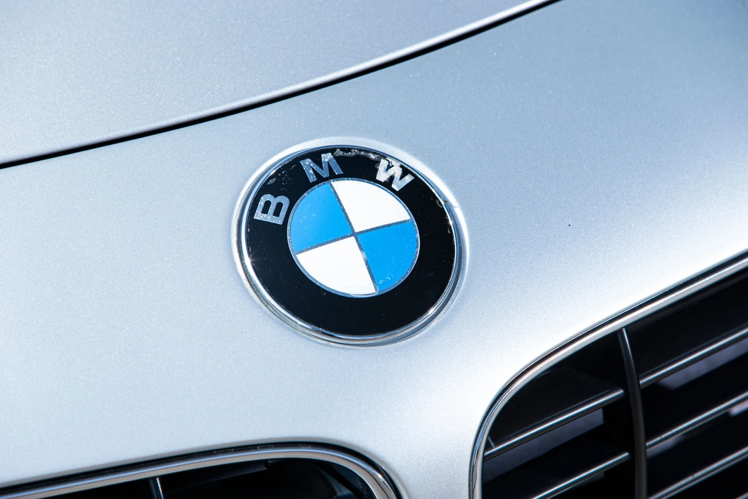 2000 BMW Z8 - Image 17 of 31