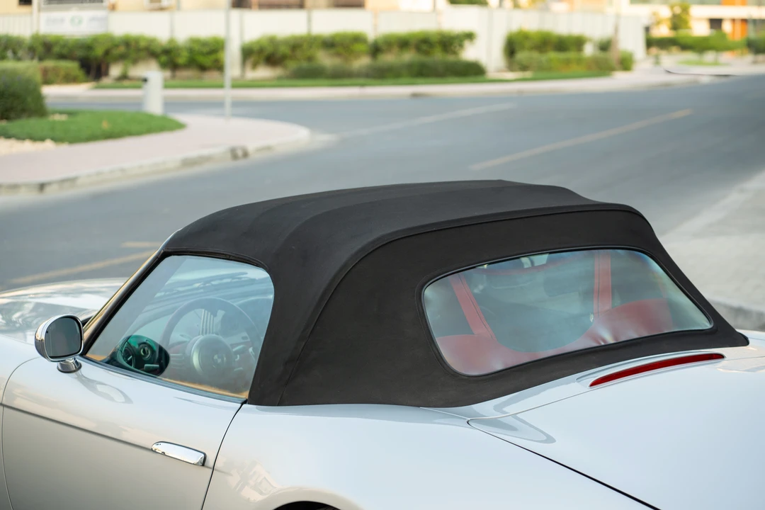 2000 BMW Z8 - Image 13 of 31