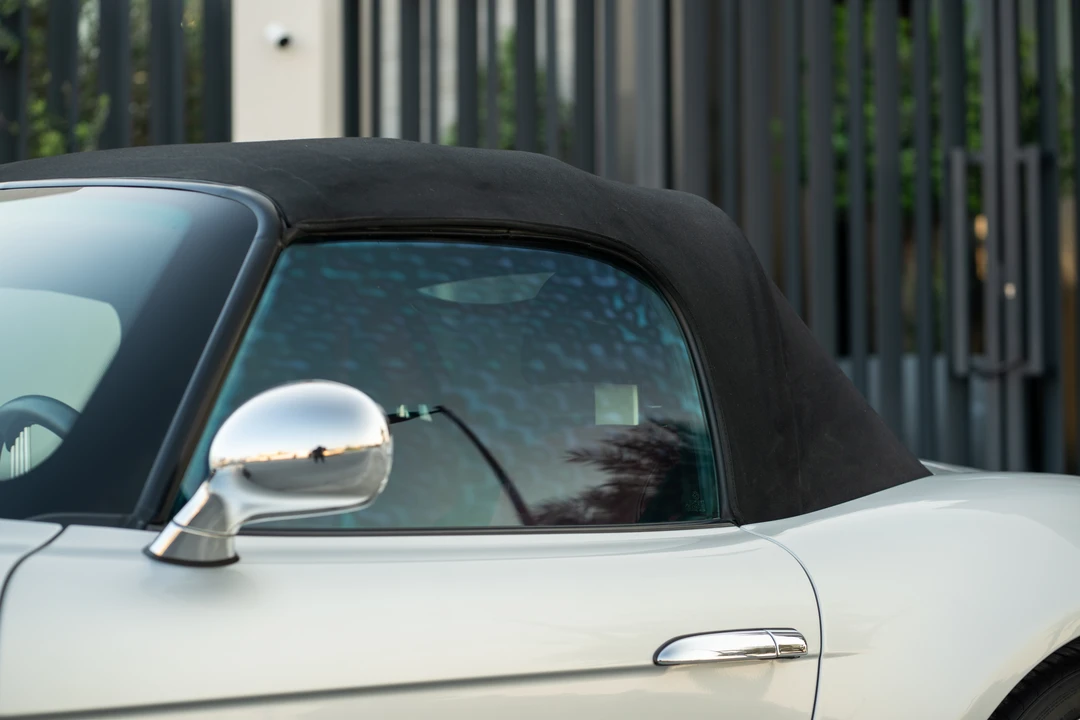 2000 BMW Z8 - Image 18 of 31