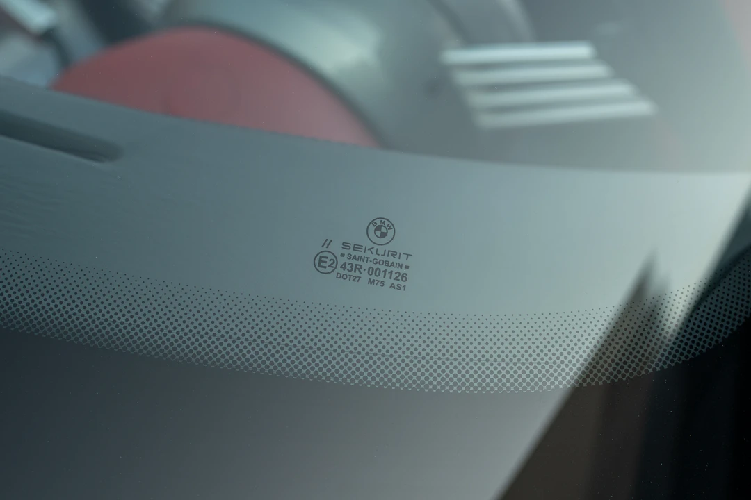 2000 BMW Z8 - Image 30 of 31