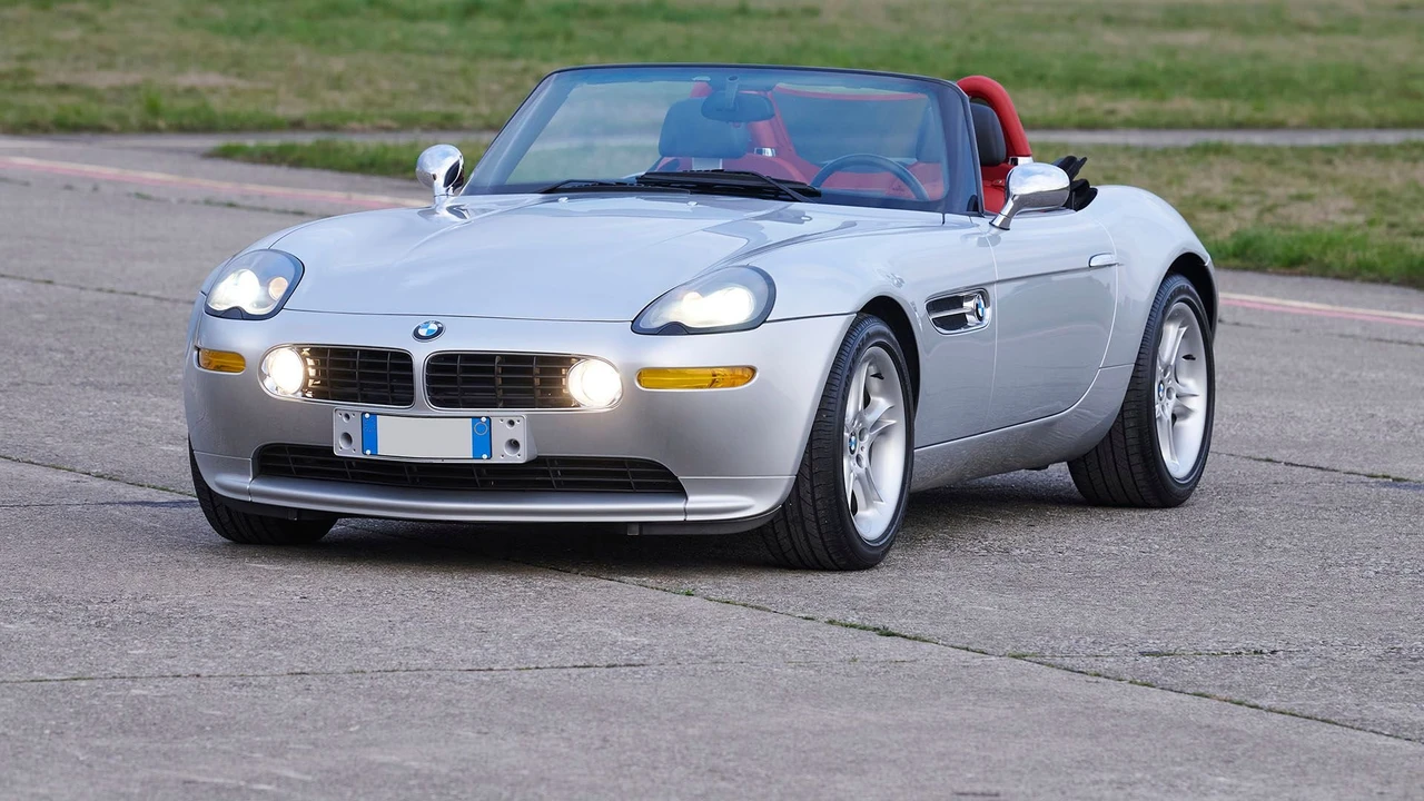 2000 BMW Z8 - Image 10 of 31