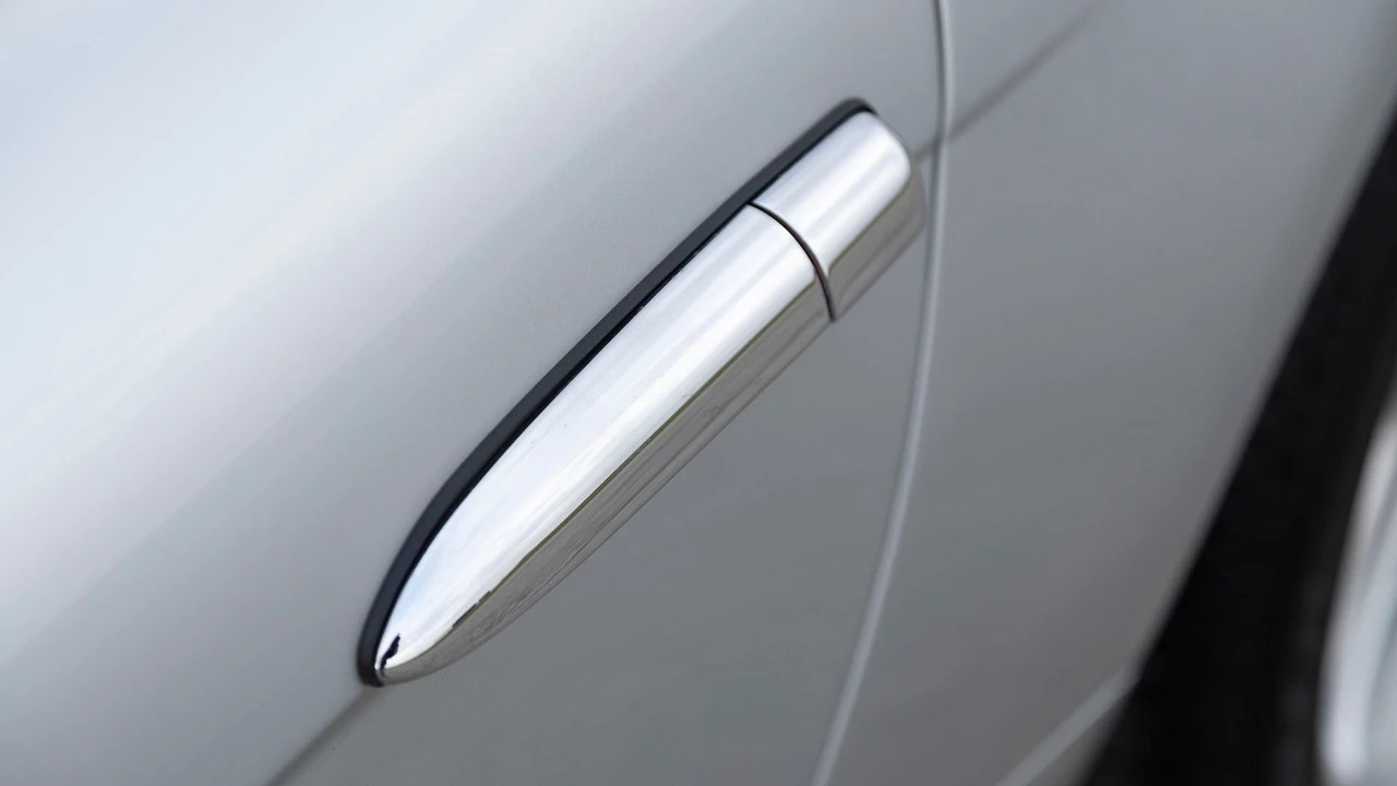 2000 BMW Z8 - Image 17 of 31