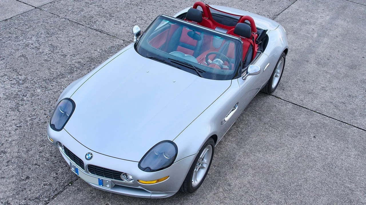 2000 BMW Z8 - Image 14 of 31