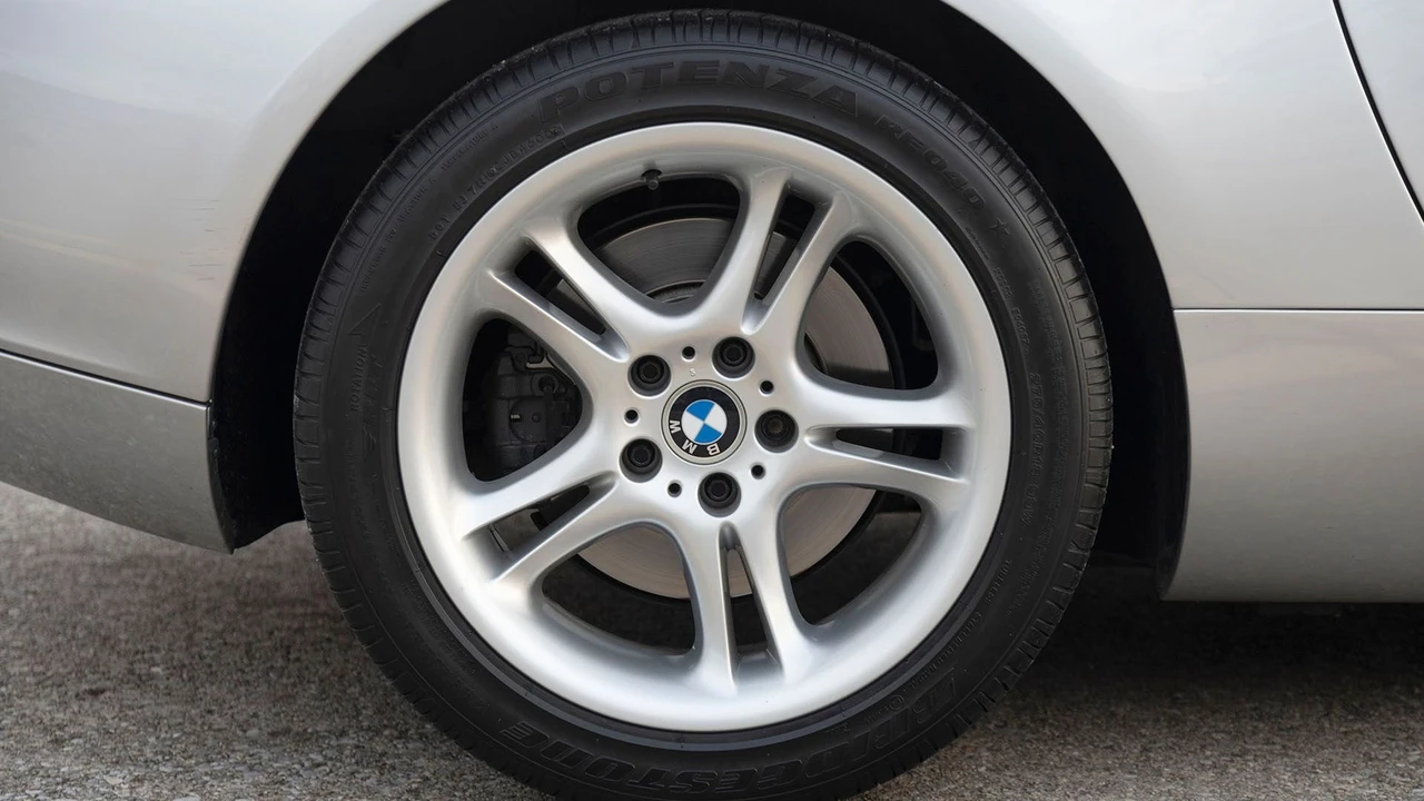 2000 BMW Z8 - Image 23 of 31