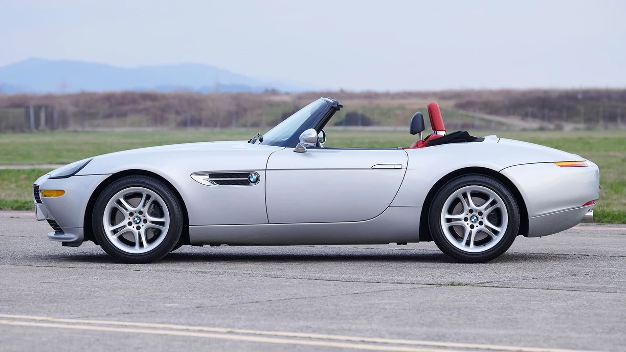 2000 BMW Z8 - Image 11 of 31