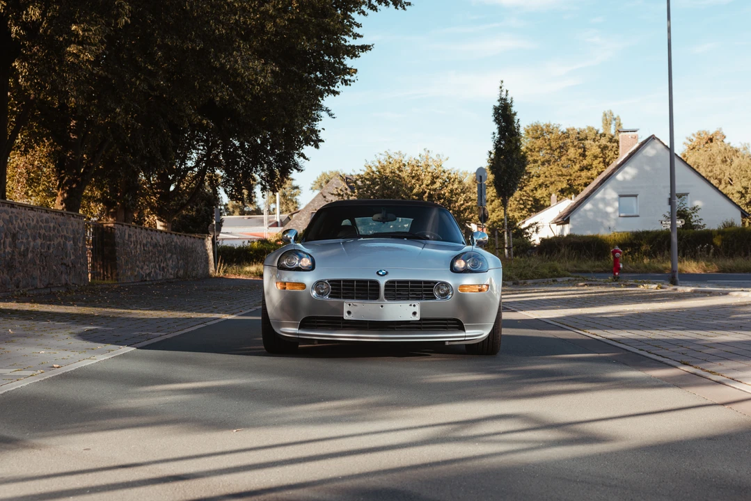 2000 BMW Z8 - Image 2 of 31
