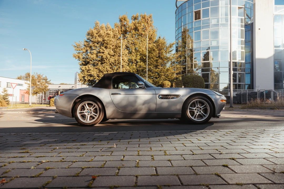 2000 BMW Z8 - Image 14 of 31