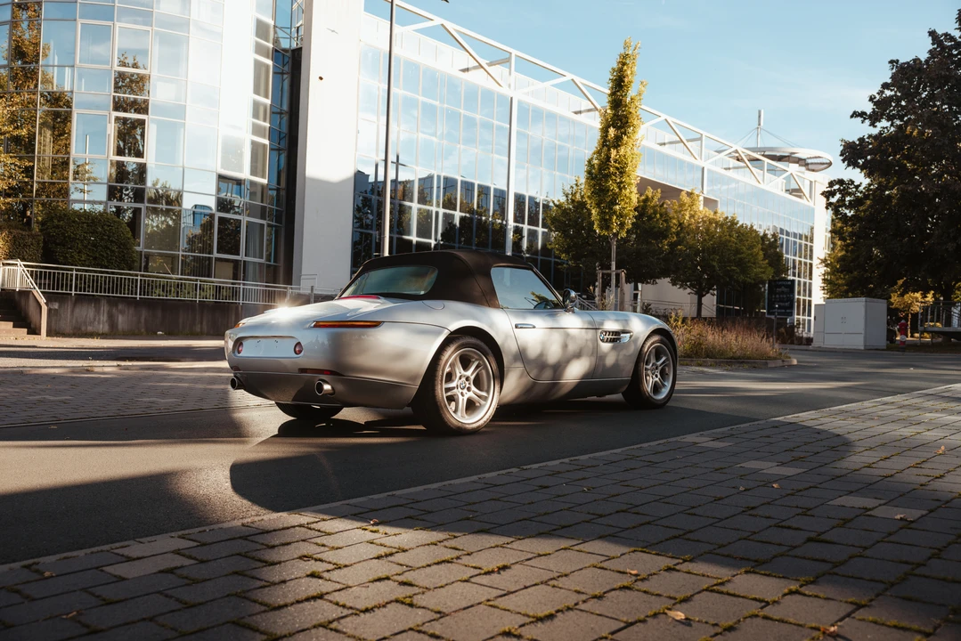 2000 BMW Z8 - Image 15 of 31
