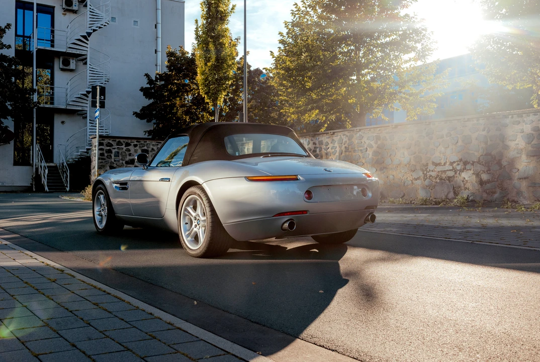2000 BMW Z8 - Image 17 of 31