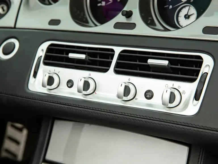 2000 BMW Z8 - Image 14 of 31