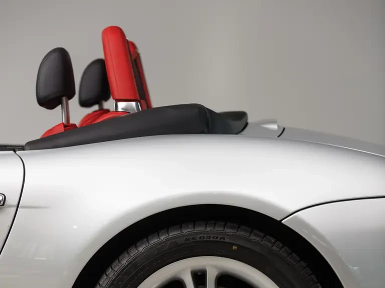 2000 BMW Z8 - Image 28 of 31