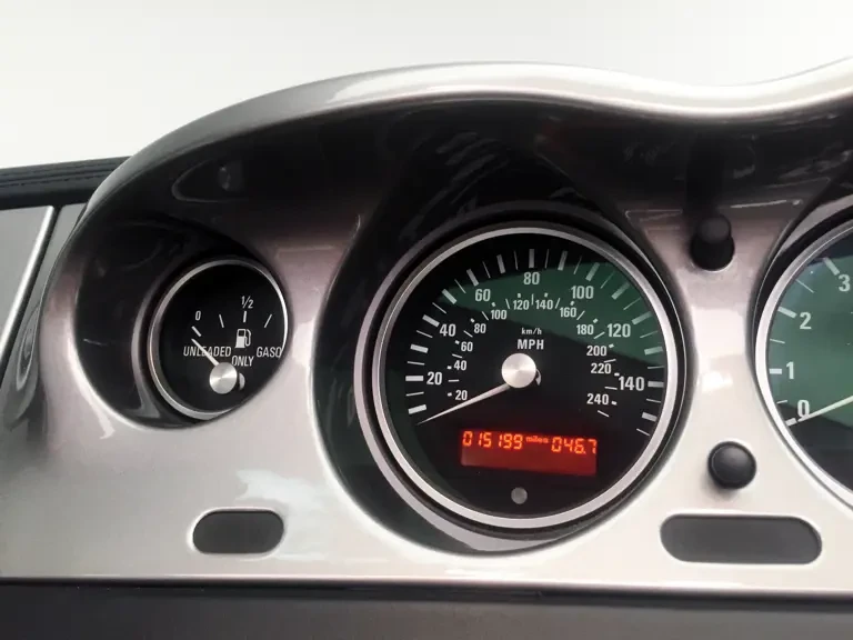 2000 BMW Z8 - Image 16 of 31
