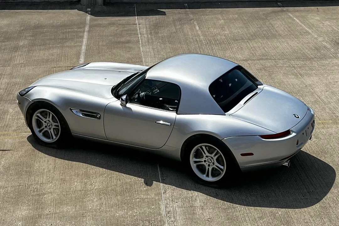 2000 BMW Z8 - Image 14 of 31