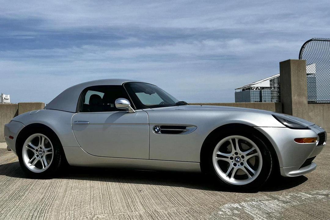 2000 BMW Z8 - Image 3 of 31