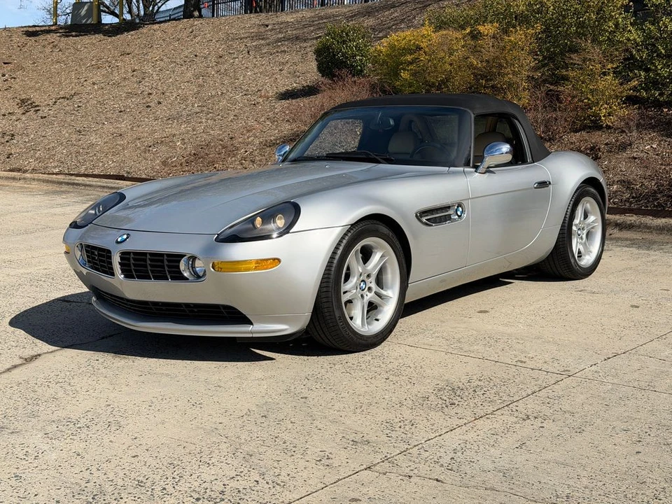 2000 BMW Z8 - Image 2 of 12