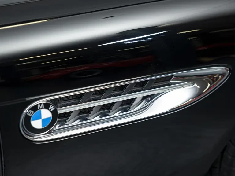 2000 BMW Z8 - Image 22 of 31