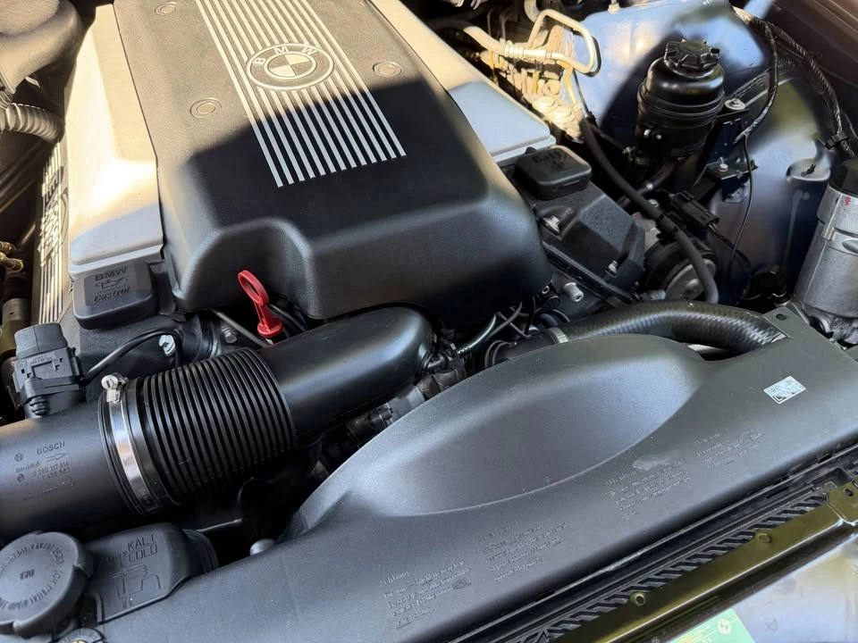2000 BMW E39 540i - Image 9 of 20