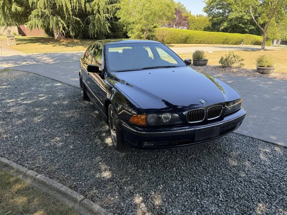 2000 BMW E39 540i - Image 2 of 20