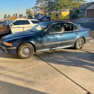 2000 BMW M5