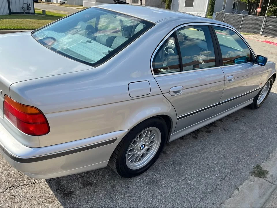 2000 BMW G60 i5 M60 Sedan - Image 5 of 15