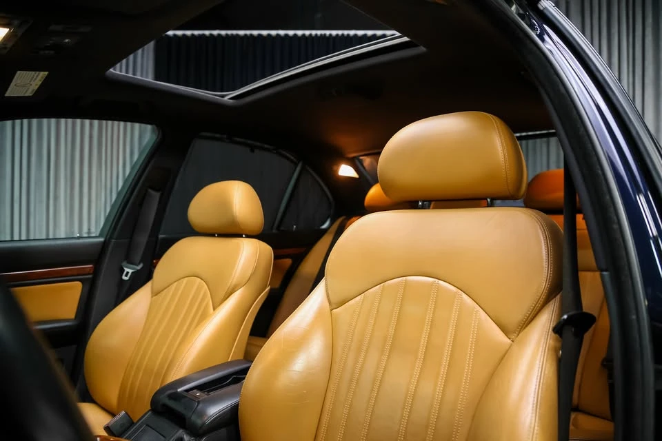 2000 BMW E39 M5 - Image 11 of 20