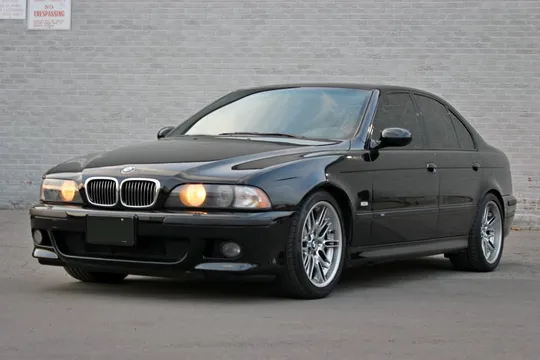 2000 BMW M5