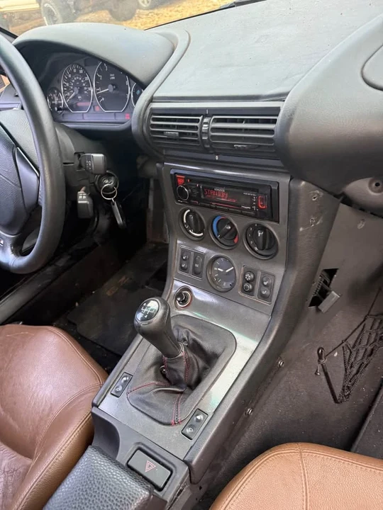 2000 BMW Z3 Roadster - Image 9 of 11