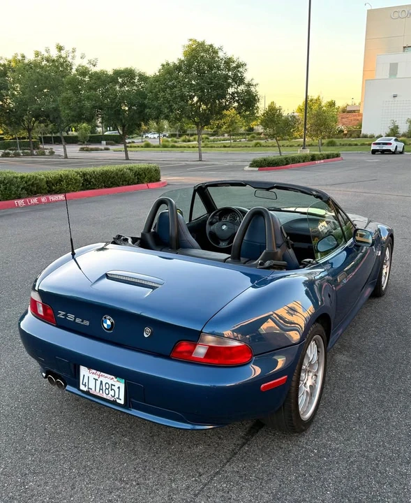 2000 BMW Z3 Roadster - Image 5 of 17